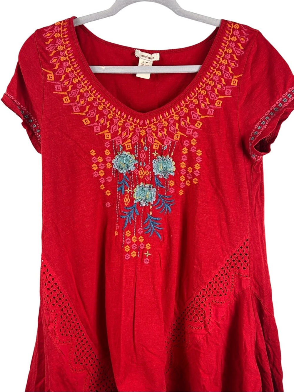 Sundance Red Boho Marguerite Embroidered Floral Eyelet Short Sleeve Tunic. - Picture 3 of 5